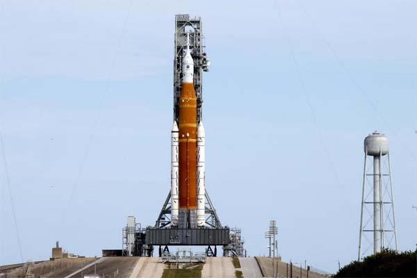 NASA-rocket