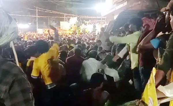 Chandrababu Naidu-roadshow 