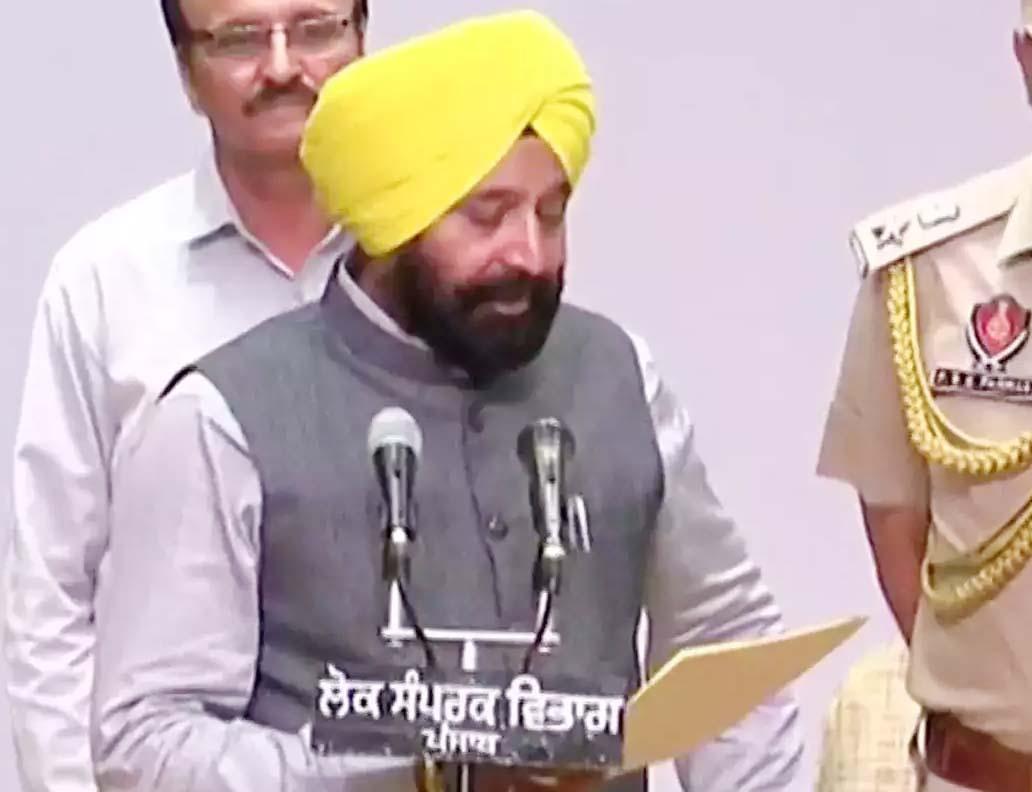  Fauja Singh Sarari 
