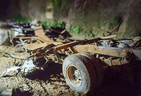 मध्य प्रदेश: खाई में ट्रैक्टर-ट्रॉली के गिरने से दो बच्चों समेत तीन की मौत, 22 घायल