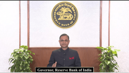 आरबीआई ने चालू वित्त वर्ष के लिए जीडीपी वृद्धि दर का अनुमान बढ़ाकर 7.3 प्रतिशत किया