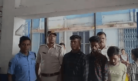 पश्चिम बंगाल : नादिया सीमा पर घुसपैठ की कोशिश में बीएसएफ ने तीन बांग्लादेशी पकड़े, कई फरार