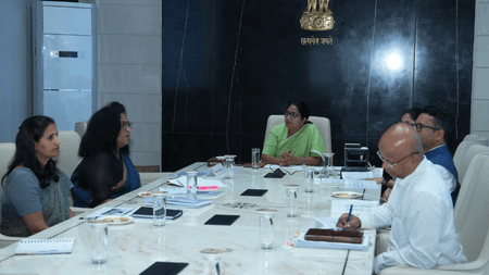 मुख्यमंत्री रेखा गुप्ता ने की उच्चस्तरीय बैठक, सामाजिक कल्याण योजनाओं की समीक्षा की