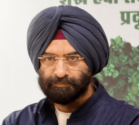 हम काम कर रहे हैं, 'आप' झूठ फैलाकर ध्यान भटका रही : सिरसा (आईएएनएस इंटरव्यू)