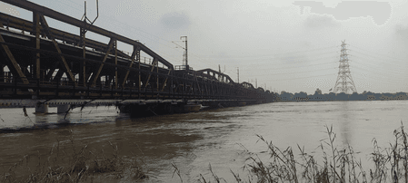 दिल्ली के लिए अगले 72 घंटे अहम, हथिनीकुंड बैराज से पानी छोड़ने के बाद बाढ़ का खतरा बढ़ा