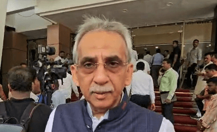 नाना पटोले को महाराष्ट्र के किसानों की आवाज उठाने की मिली सजा : अमीन पटेल