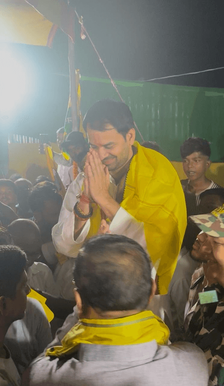 तेज प्रताप यादव का तेजस्वी पर वार, 'मुख्यमंत्री कौन बनेगा, ये जनता तय करेगी'