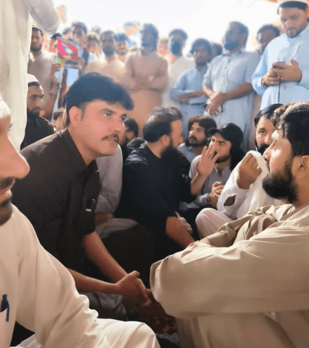 पाकिस्तान : तिराह घाटी में बमबारी के बाद पीड़ित लोग हर अत्याचार का हिसाब लेने पर आमादा