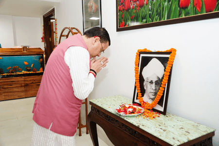 शिक्षक दिवस : पीयूष गोयल, शिवराज सिंह चौहान और सीएम धामी ने सर्वपल्ली राधाकृष्णन को नमन किया