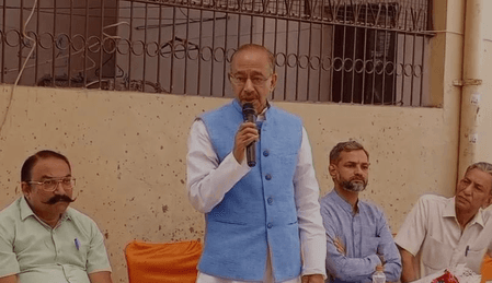 दिल्ली में आवारा कुत्तों की समस्या पर विचार गोष्ठी, विजय गोयल ने उठाया जन-स्वास्थ्य का मुद्दा