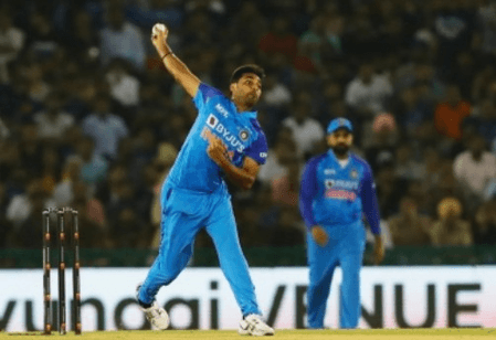 एशिया कप : भुवनेश्वर कुमार के नाम है अनोखी उपलब्धि