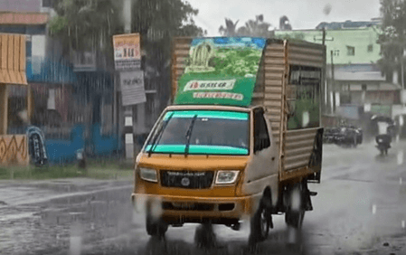 साइक्लोन 'दित्वाह' का असर: तमिलनाडु में झमाझम बारिश, कई जिलों में स्कूल-कॉलेज बंद