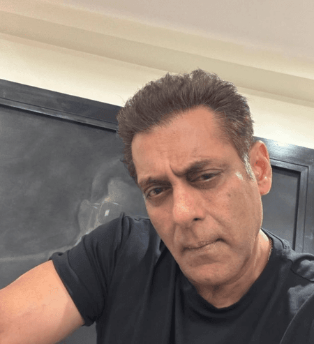 पैपराजी की हरकत पर नाराज हुए सलमान खान, सोशल मीडिया पर पोस्ट लिखकर दी सख्त चेतावनी
