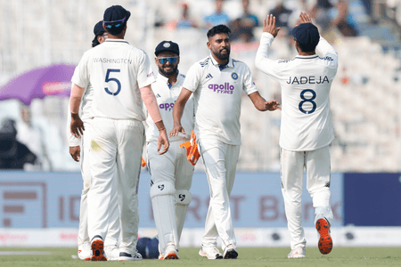 भारत बनाम साउथ अफ्रीका : पहली पारी में घुटनों पर मेहमान टीम, दूसरे सेशन तक गंवाए 8 विकेट