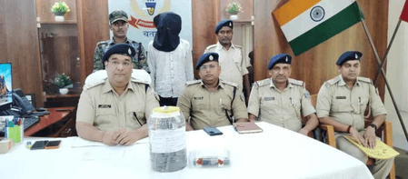 झारखंडः चतरा पुलिस ने 17 लाख की अफीम के साथ अंतरराज्यीय गिरोह का कूरियर दबोचा, दिल्ली-पंजाब तक जुड़े हैं तार