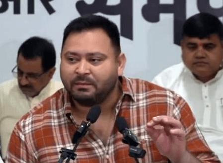 एसआईआर को लेकर तेजस्वी ने फिर उठाए सवाल, कहा - गुजरात के वोटर भी बिहार के मतदाता बन रहे