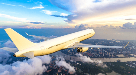 मुंबई-वाराणसी फ्लाइट को बम की धमकी, इमरजेंसी लैंडिंग