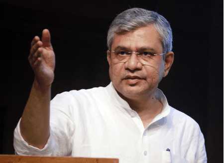 मैन्युफैक्चरिंग विकास को गति देने के लिए फ्यूचर-रेडी वर्कफोर्स करें तैयार: केंद्रीय मंत्री अश्विनी वैष्णव