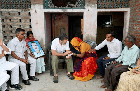 राहुल गांधी ने हरिओम वाल्मीकि के परिजनों से की मुलाकत, कहा- यूपी में लगातार हो रहा दलितों का उत्पीड़न