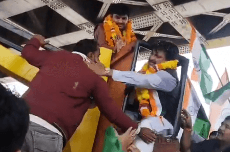 मध्य प्रदेश: सांसद ने कर्मचारी को जड़ा थप्पड़, सोशल मीडिया पर वीडियो वायरल