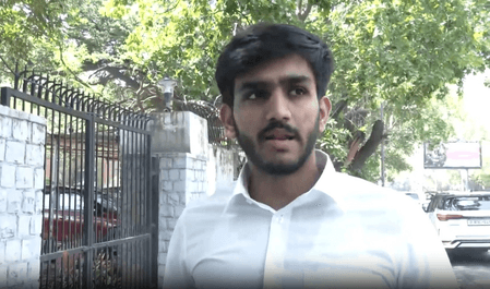 दिल्ली: हंसराज कॉलेज ने सस्पेंड किए 30 छात्र, डूसू अध्यक्ष आर्यन मान ने दी आंदोलन की चेतावनी