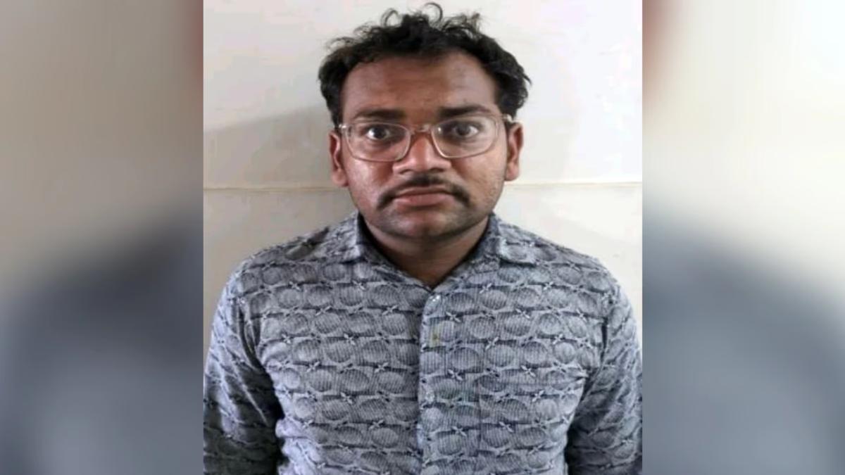 Pakistani spy arrested