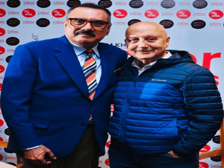 दिल्ली में खुला अनुपम खेर का नया एक्टिंग स्कूल, कहा, राजधानी अब साहस और कला का घर बन गई