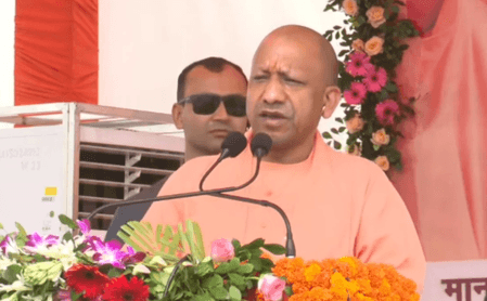 पाकिस्तान अब अपने वजूद के लिए संघर्ष करता दिखाई देगा : सीएम योगी