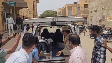 जैसलमेर में हादसा : स्कूल गेट का पिलर गिरने से एक छात्र की मौत, शिक्षक भी घायल