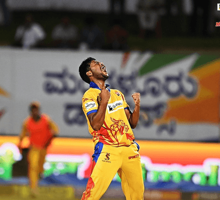 महाराजा ट्रॉफी 2025 : हुबली टाइगर्स को शिकस्त देकर मैंगलोर ड्रैगन्स ने जीता खिताब