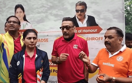 संडे ऑन साइकिल : अभिनेता जैकी श्रॉफ ने दिया हर रविवार साइकिल चलाने का संदेश