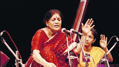 'ठुमरी की रानी' शोभा गुर्टू : संगीत की वो आवाज, जिसने शास्त्रीय गीतों को दिलाई नई पहचान