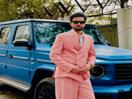 सांप के ज़हर मामले में यूट्यूबर एल्विश यादव को बड़ी राहत, कोर्ट ने रद्द की आपराधिक कार्यवाही