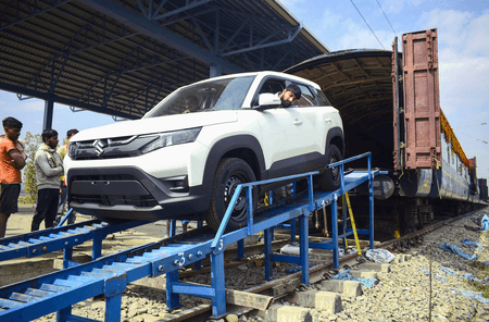 टॉप-स्पीड में दौड़ रही भारत की ऑटो इंडस्ट्री, जनवरी में बिक्री ऑल-टाइम हाई पर रही