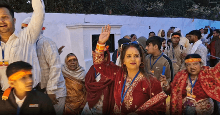 वैष्णो देवी में चैत्र नवरात्रि के पहले दिन उमड़ा आस्था का सैलाब, देशभर से पहुंचे श्रद्धालु