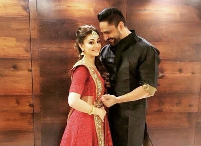 शादी की वर्षगांठ पर पराग त्यागी ने दिवंगत पत्नी शेफाली जरीवाला को किया याद, बोले 'आखिरी सांस तक करता रहूंगा प्यार'