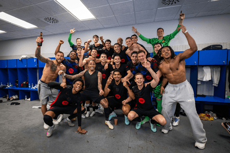 एफसी बार्सिलोना ने एस्पेनयोल को हराकर अपना 28वां ला लीगा खिताब जीता