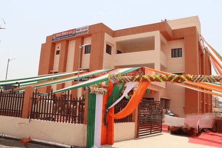 नोएडा में बना ई-मालखाना और अत्याधुनिक सुविधाओं से सुसज्जित मॉडल पुलिस स्टेशन वाला जनपद का पहला थाना