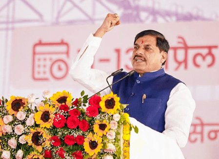 जनजातीय छात्रावासों में अनुशासन और राष्ट्रीय गौरव बढ़ाएं, सीएम मोहन यादव ने दिए अहम निर्देश