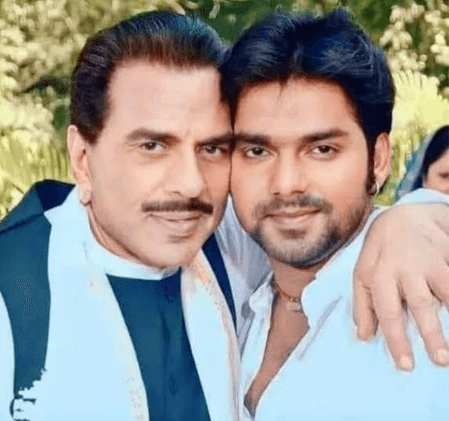 'आज से सिनेमा के आंगन सूना पड़ गइल', पवन सिंह, रवि किशन समेत भोजपुरी सितारों ने दी धर्मेंद्र को श्रद्धांजलि