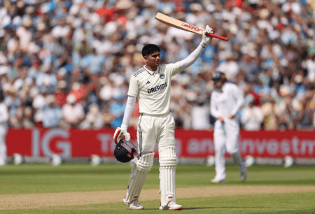 भारत बनाम इंग्लैंड : दोहरे शतक के बाद माता-पिता से मिली सराहना, भावुक हुए शुभमन गिल