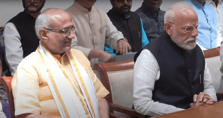 उपराष्ट्रपति चुनाव : एनडीए उम्मीदवार सी.पी. राधाकृष्णन ने भरा नामांकन, पीएम मोदी बने मुख्य प्रस्तावक