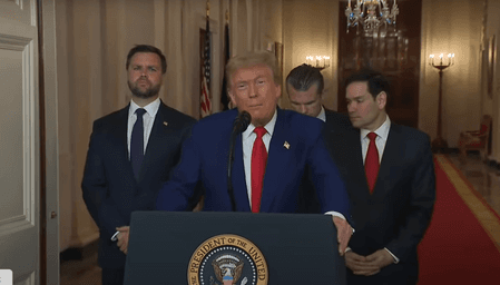 'या तो शांति होगी या त्रासदी' ईरान पर 'एयर स्ट्राइक' के बाद डोनाल्ड ट्रंप की चेतावनी