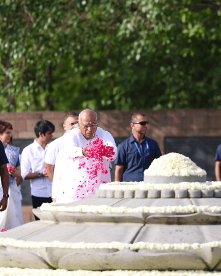 'राजीव गांधी की विरासत आधुनिक भारत को दे रही आकार', खड़गे समेत कई कांग्रेस नेताओं ने किया पूर्व पीएम को याद
