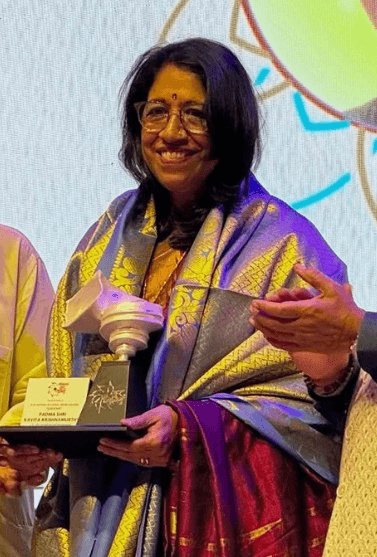 कविता कृष्णमूर्ति ने बॉलीवुड में पूरे किए शानदार 50 साल, लंबे करियर में दिए कई हिट गाने