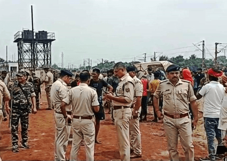 बोकारो में रेलवे साइडिंग पर अपराधियों ने की अंधाधुंध गोलीबारी, ट्रक चालक गंभीर रूप से घायल