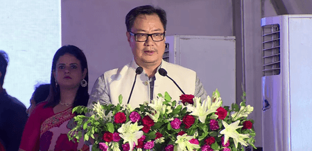 दिल्ली : 'विकसित भारत के रंग, कला के संग' कार्यक्रम में दिखी युवाओं की कला प्रतिभा, किरेन रिजिजू और रेखा गुप्ता ने की सराहना