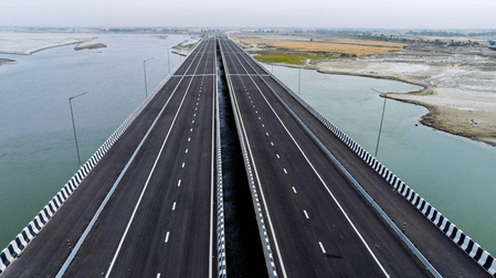 गोरखपुर लिंक एक्सप्रेसवे की राइडिंग क्वालिटी और कंफर्ट वर्ल्ड क्लास