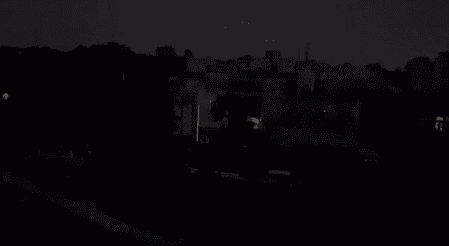 जम्मू समेत कई इलाकों में ब्लैकआउट, तेज धमाकों की आवाजें; सीएम अब्दुल्ला की लोगों से घरों में रहने की अपील