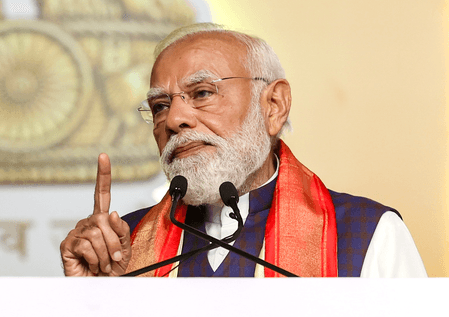 राजनीतिक विरोध को भूल कर पीएम मोदी ने दिखाई दरियादिली, शादी के लिए हेलीकॉप्टर का बदला रूट